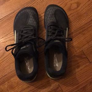 Altra HITT Xt cross training shoe